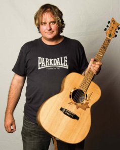 The Guitar and the Nation